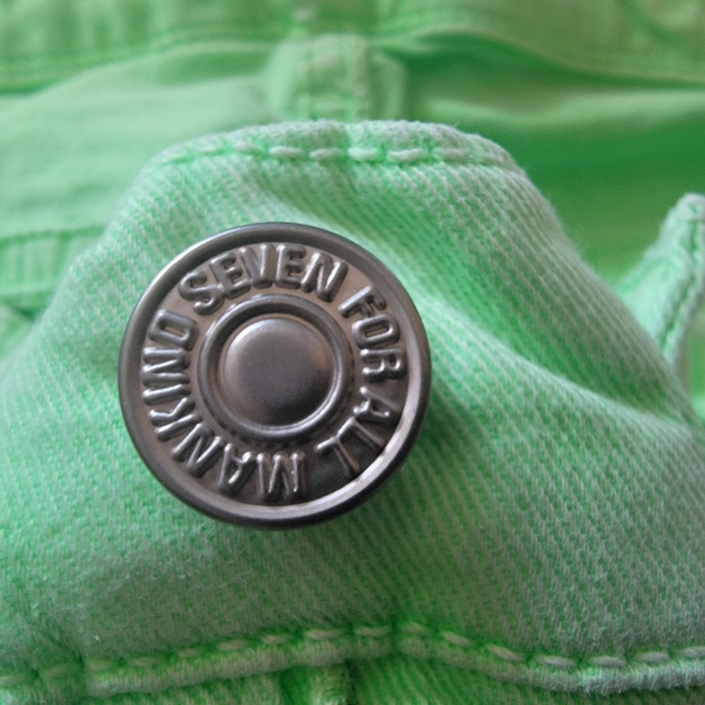 7 For All Mankind Skinny Cropped Jeans Lime Green size 26 - Picture 8 of 11